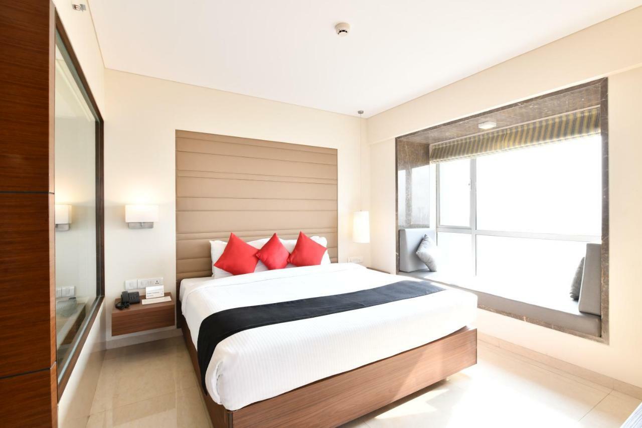 Krishna Palace Hotel - Ambernath Ambarnath Eksteriør bilde