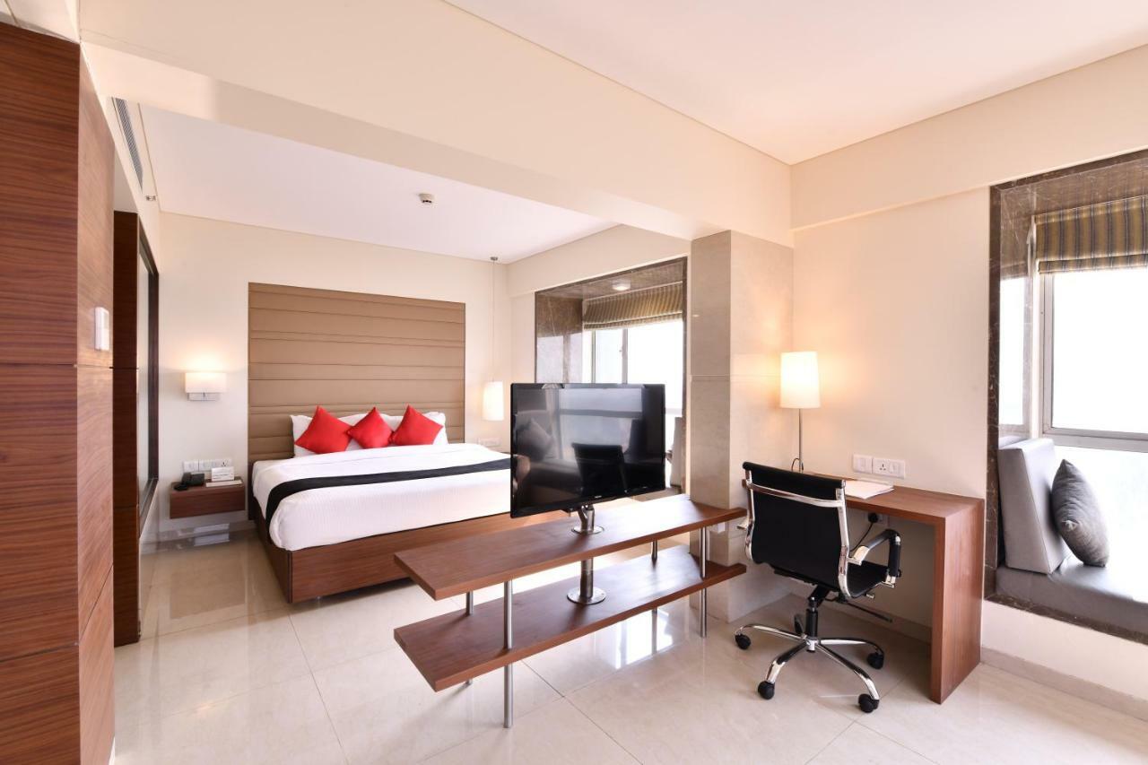 Krishna Palace Hotel - Ambernath Ambarnath Eksteriør bilde